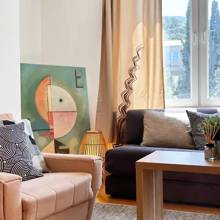 Lägenhet Charming & Cozy Flat With Free Parking In Skopje